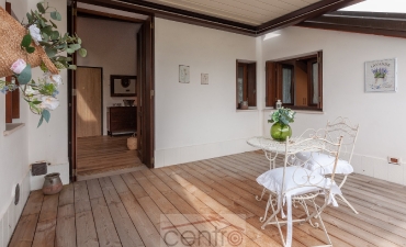 LA CASA CON VISTA: ATTICO CON TERRAZZO IN CENTRO A VERGATO._14