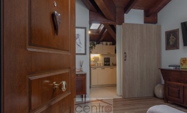 LA CASA CON VISTA: ATTICO CON TERRAZZO IN CENTRO A VERGATO._1