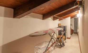 LA CASA CON VISTA: ATTICO CON TERRAZZO IN CENTRO A VERGATO._27