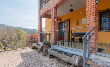 Marano di Gaggio M, appartamento ristrutturato con ingresso indipendente, garage doppio e terreno privato_1