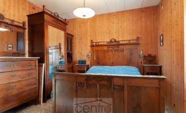IL BORGO: COMPLESSO CON 3 APPARTAMENTI E TERRENI in località Montione, nella zona splendida vicino al Borgo La Scola._11