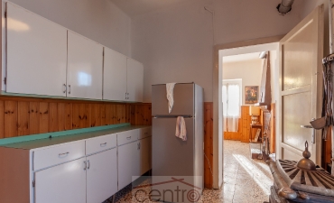 IL BORGO: COMPLESSO CON 3 APPARTAMENTI E TERRENI in località Montione, nella zona splendida vicino al Borgo La Scola._9