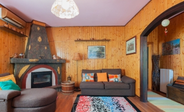 CASA DEI TRE CAMINI: VILLA BIFAMILIARE CON PISCINA_24